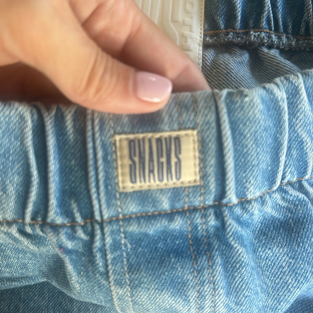MOTHER SNACKS Light Blue Wide-Leg Jeans - Picture 4 of 4